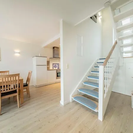 Holiday home Ocean 5 *